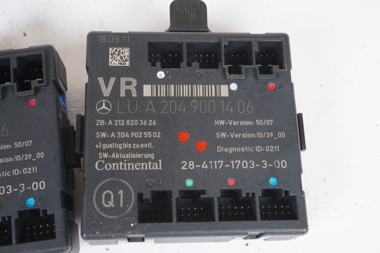 08-18 Mercedes W204 C250 E400 C300 E350 Front Left Right Door Control Module