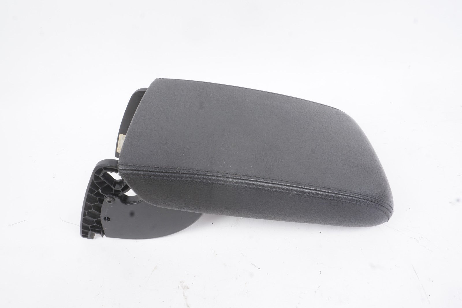 2012-2019 Volkswagen Passat Center Console Armrest OEM
