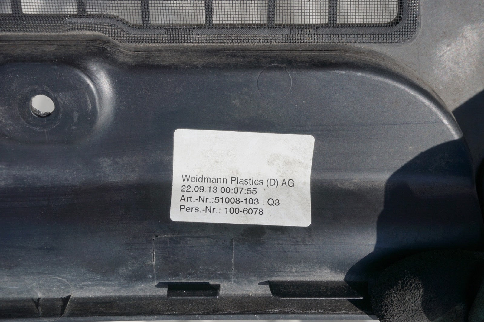2014 - 2020 MERCEDES S560 S550 W222 WINDSHIELD WIPER COWL COVER PANEL GRILLE OEM