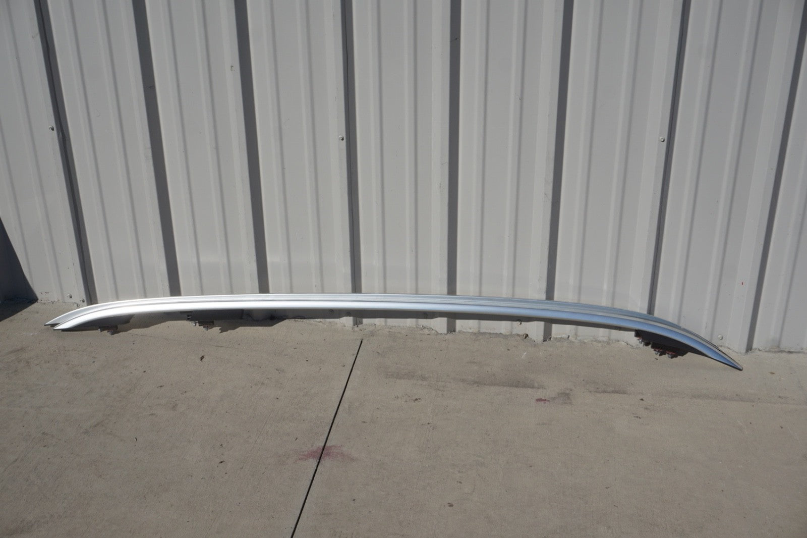 2022 - 2025 Mercedes EQB300 Luggage Right And Left Roof Rack Rail Set Chrome OEM