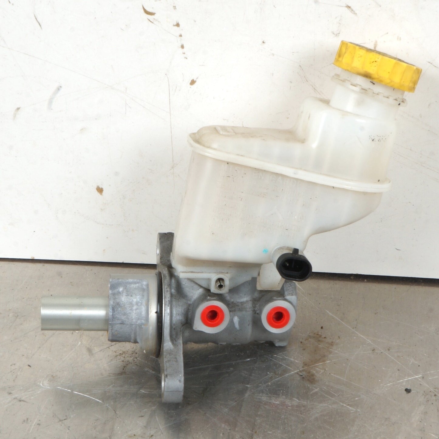 2012 FIAT 500 BRAKE MASTER CYLINDER W/ RESERVOIR OEM
