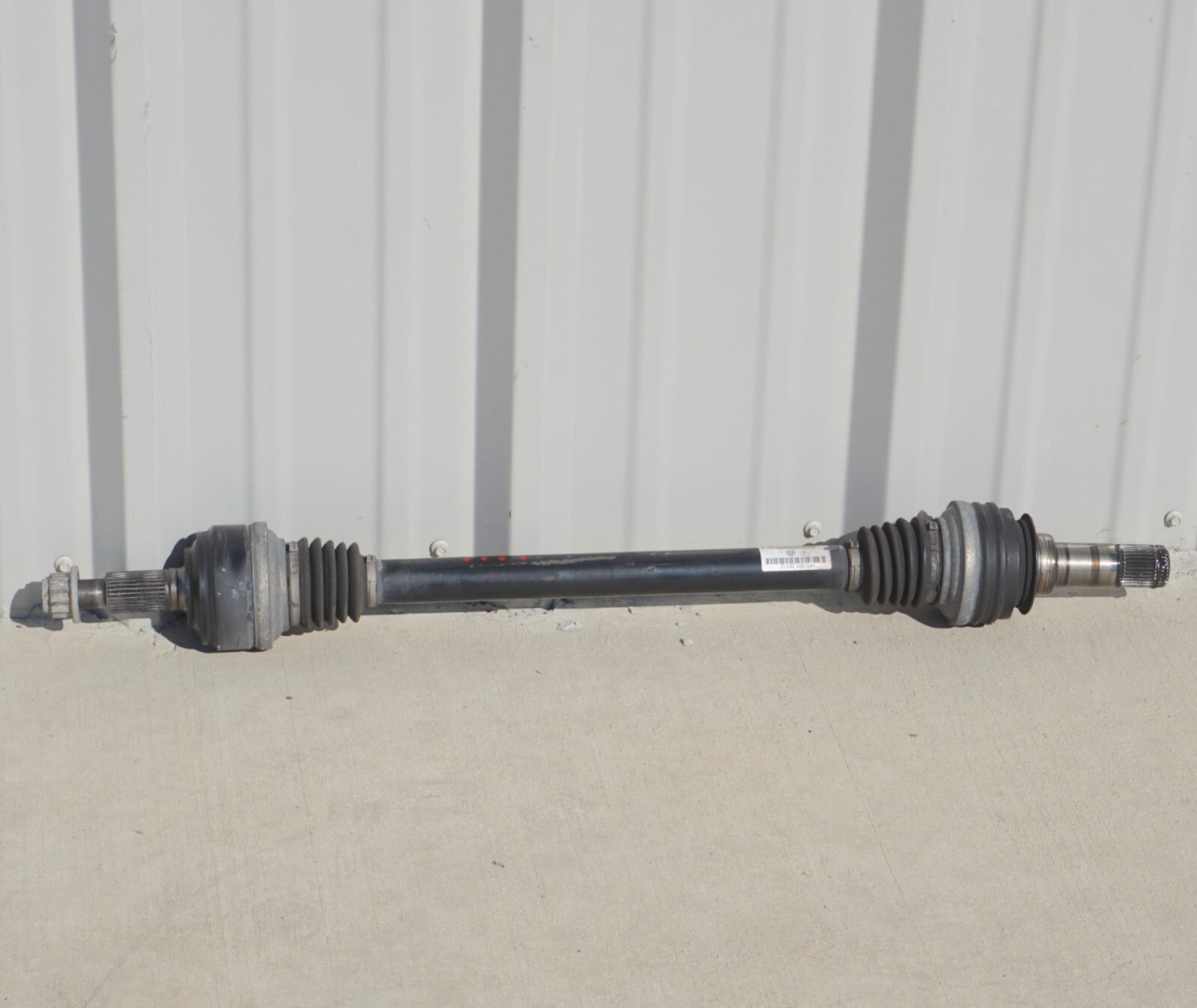 11-18 Porsche Cayenne 958 4.8l Rear Axle Shaft Passenger Side Right  OEM