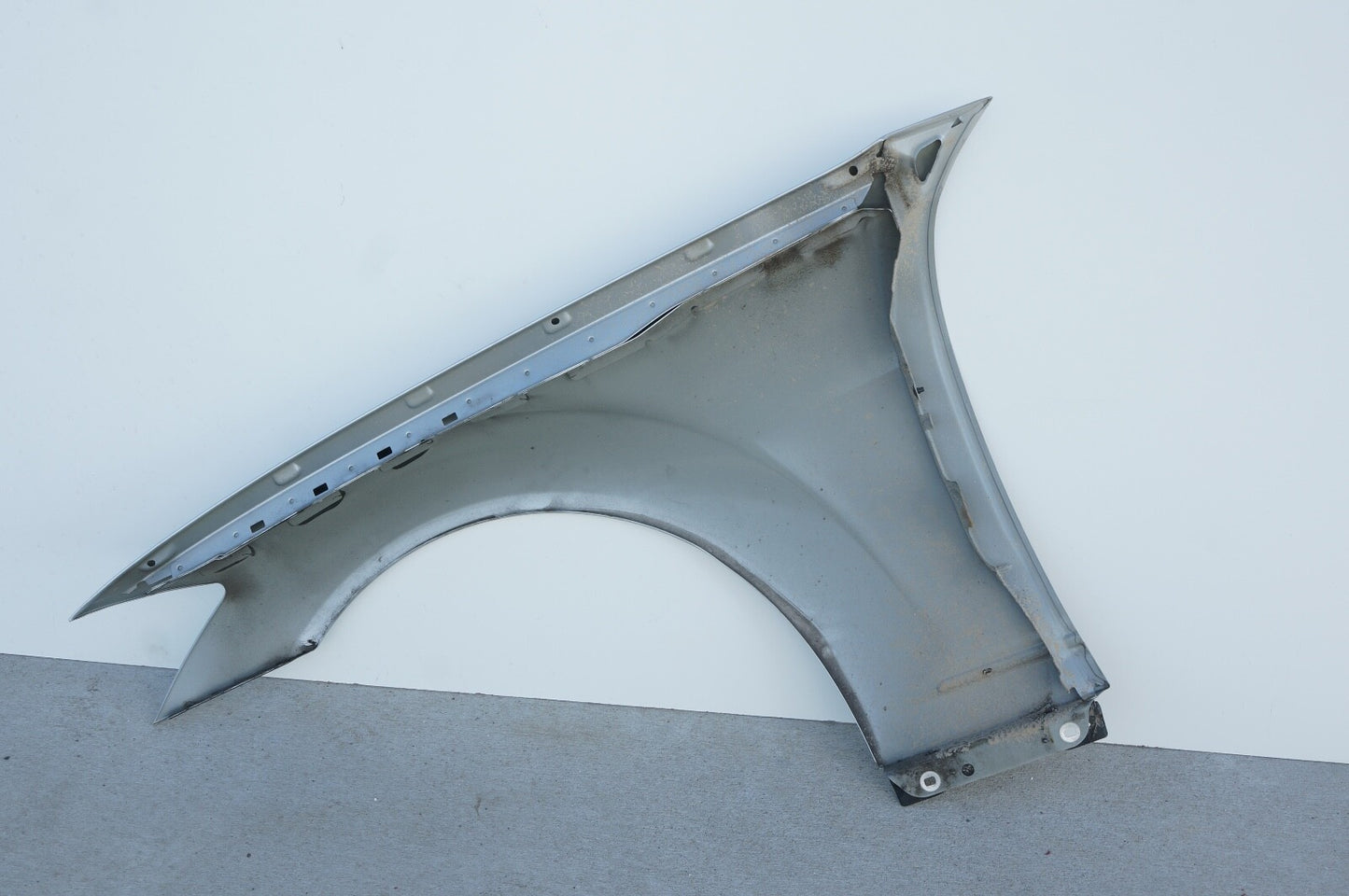 2007 - 2013 MERCEDES-BENZ W221 S550 S63 S600 FENDER RIGHT PASSENGER SIDE OEM