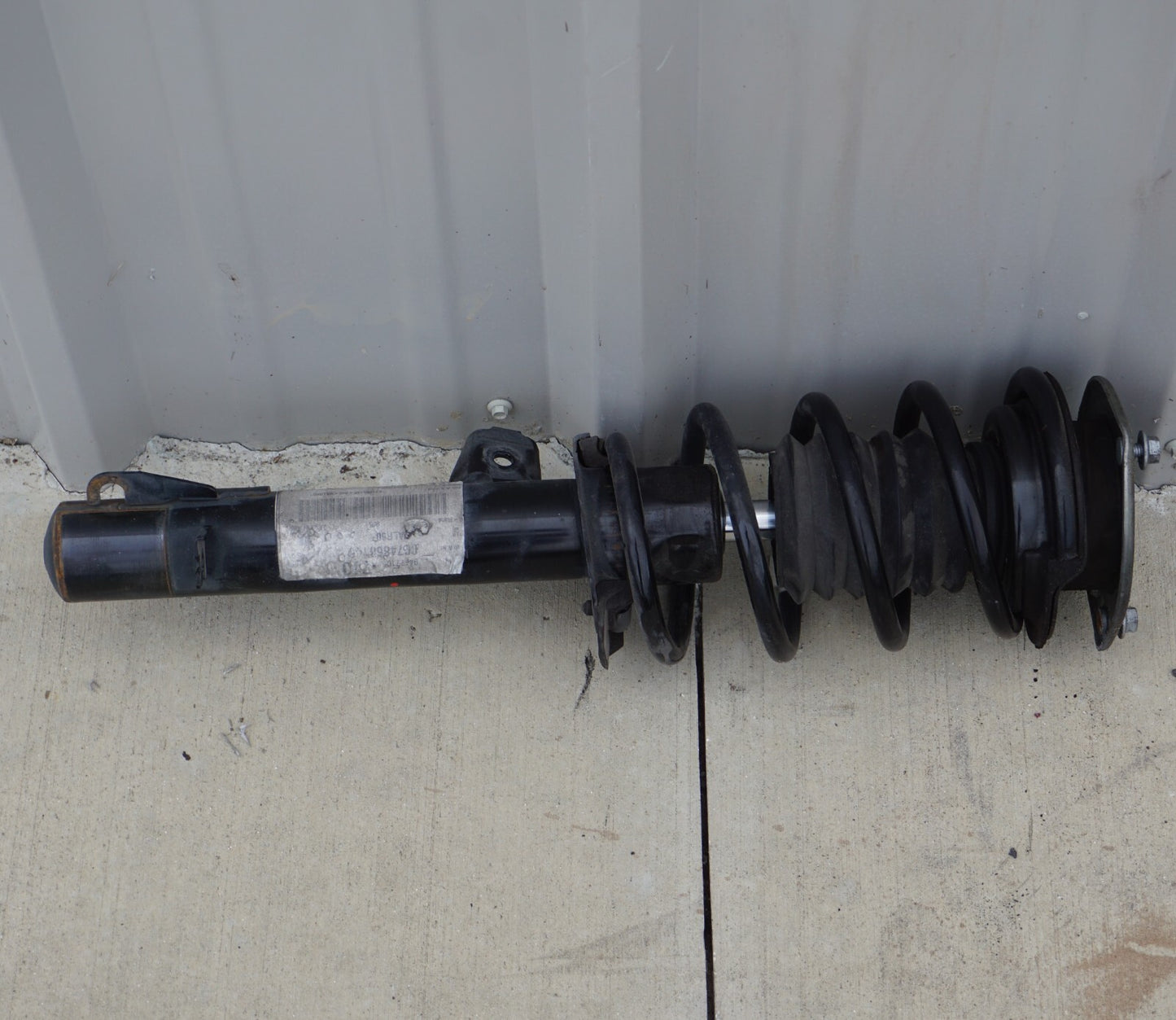 11 - 16 Mini Cooper Countryman Front Left Driver Side Shock Strut Absorber OEM