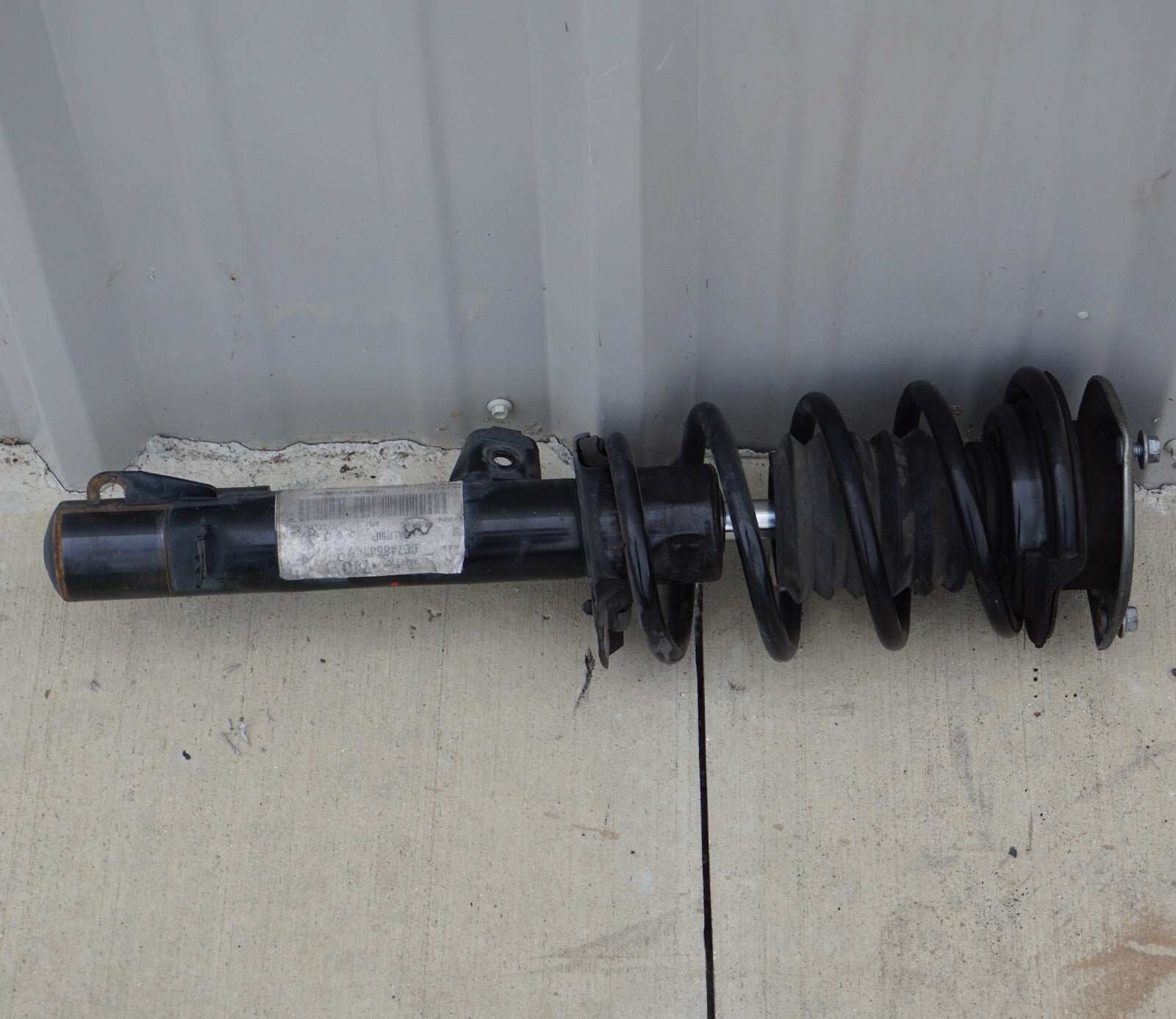 11 - 16 Mini Cooper Countryman Front Left Driver Side Shock Strut Absorber OEM