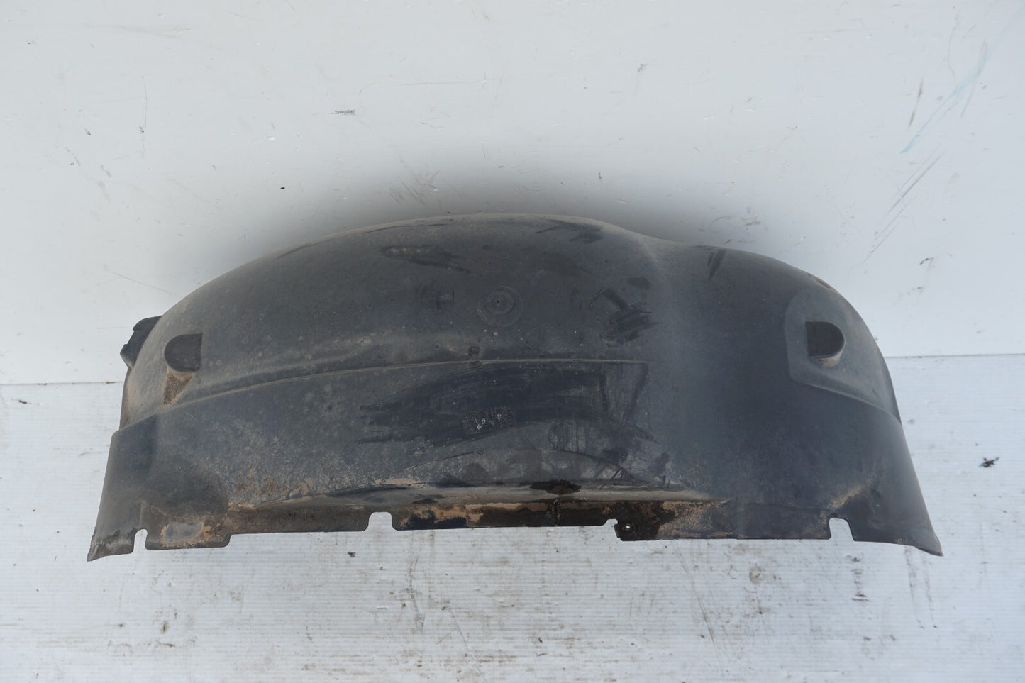 2007 - 2013 Chevy Suburban REAR FENDER LINER SPLASH RIGHT PASSENGER SIDE OEM