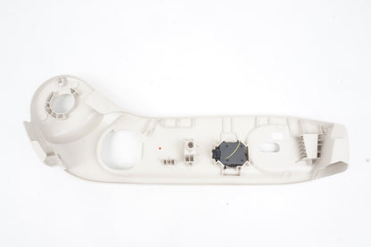 2022 MERCEDES GLB250 EQB FRONT LEFT SEAT OUTER COVER PANEL AND INNER COVER PANEL