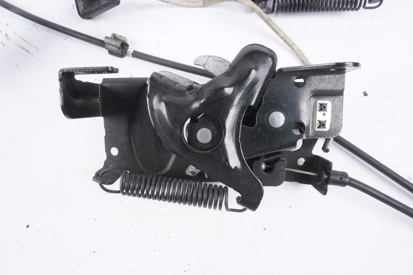 2016 - 2022 BMW X1 X2 HOOD BONNET LEFT & RIGHT SIDE LOCK LATCH ACTUATOR OEM