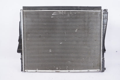 2011-2018 Porsche Cayenne 3.6 ENGINE COOLING RADIATOR