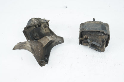 1989 - 1992 Cadillac Allante 4.5L AT TRANSMISSION MOUNT BRACKET SET OF 2 OEM