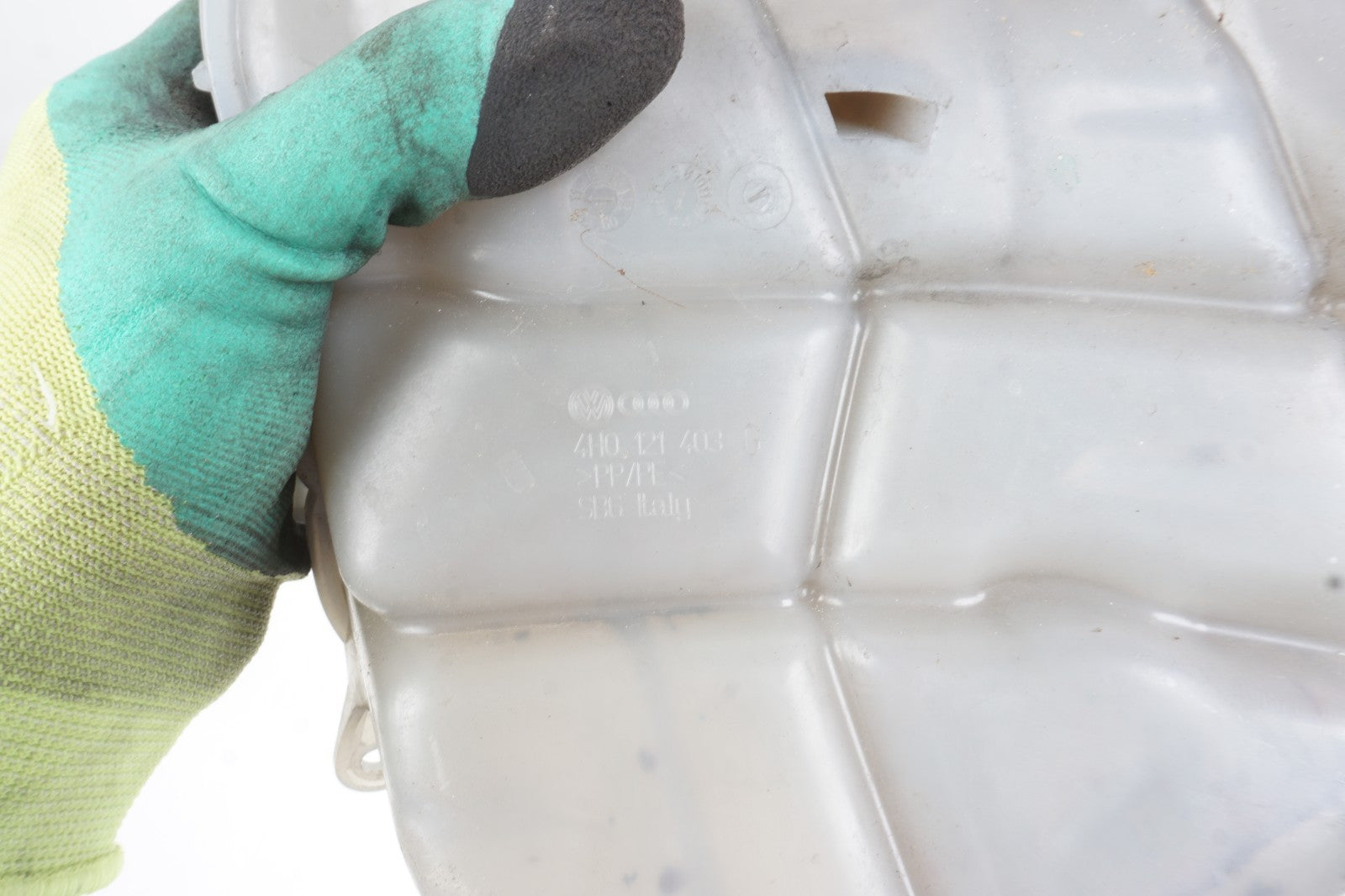 2011-2018 Audi D4 A8 A8L 4.2L Coolant Expansion Tank 4H0121403G OEM