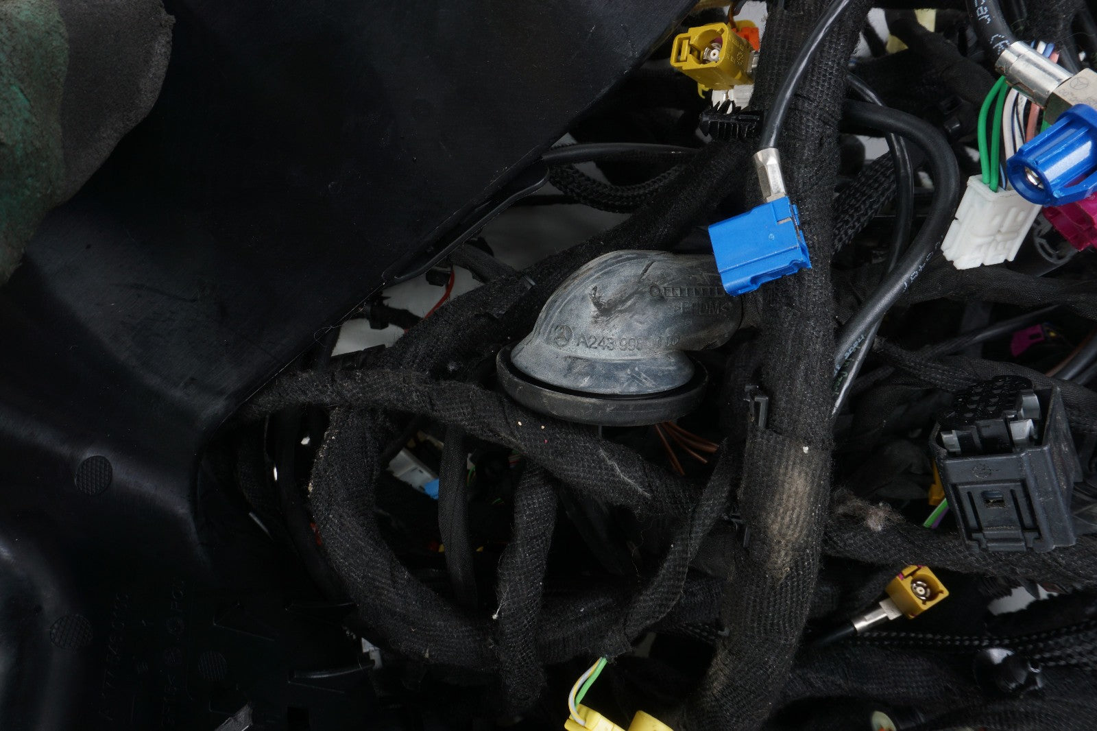 2022 Mercedes EQB300 Body Wire Harness OEM