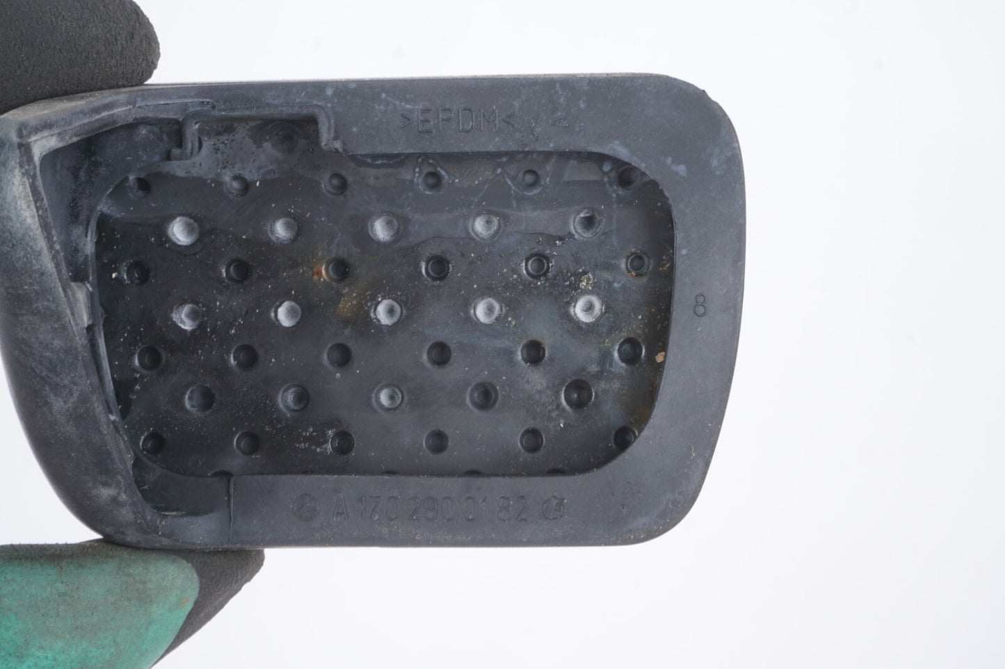 10-17 Mercedes W207 E350 E550 Brake Pedal Pad 1702900182 OEM