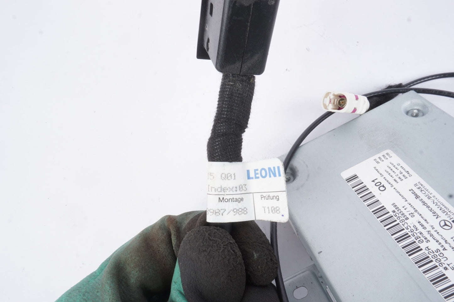 2006-2011 Mercedes Benz ML350 Communication Interface Module And Wires  OEM 
