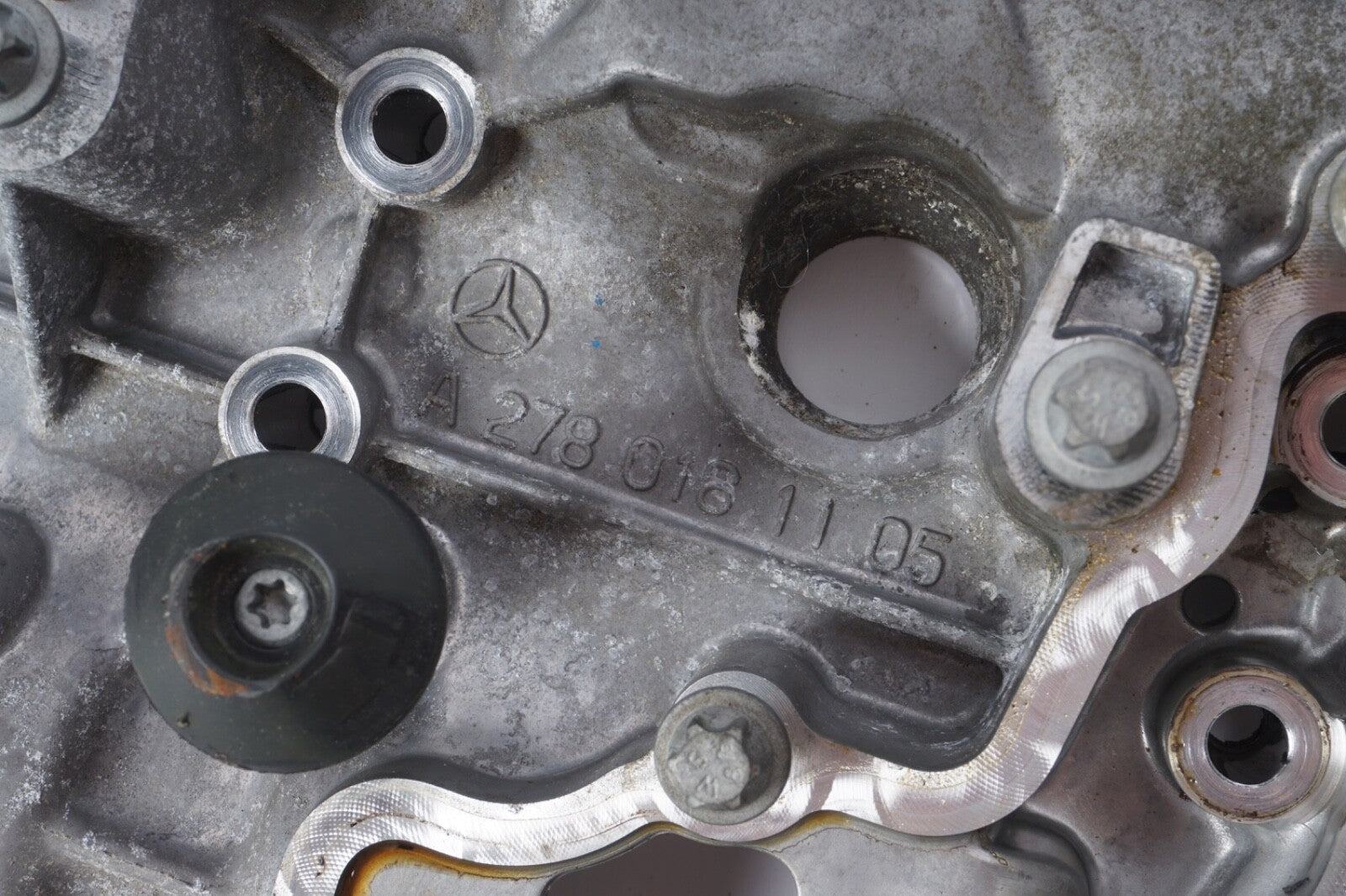 11-20 Mercedes W216 CL550 CLS550 S550 M278 4.6L Left Cylinder Head Valve Cover