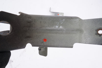 2011-2018 PORSCHE CAYENNE 958 DRIVER FRONT LEFT FENDER MOUNT BRACKET OEM