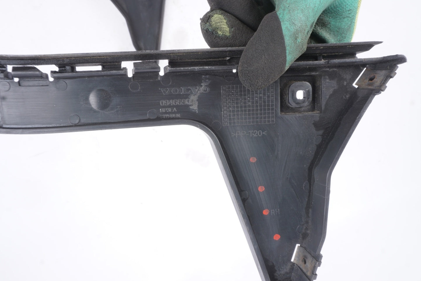 2006-2013 VOLVO C70 REAR BUMPER BRACKET RIGHT & LEFT SET OEM