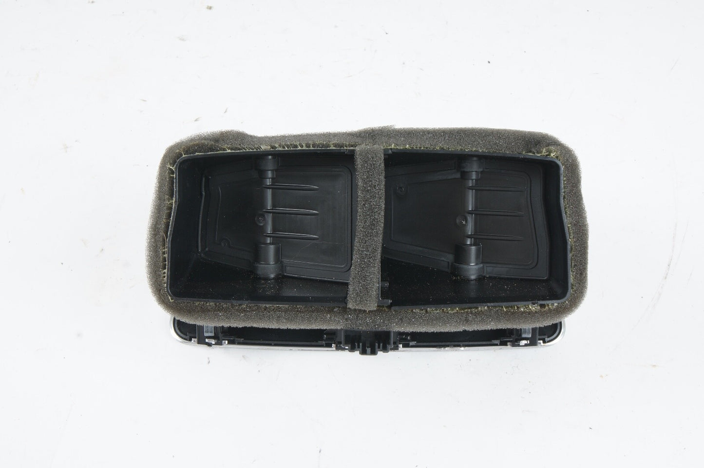 12-15 Audi A6 S6 A7 S7 Rear Center Console Air Vent 4G0819203 OEM
