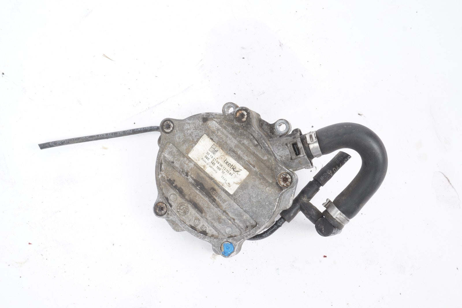 2012 - 2017 Audi A7 Engine Vacuum Pump 06E145100M OEM
