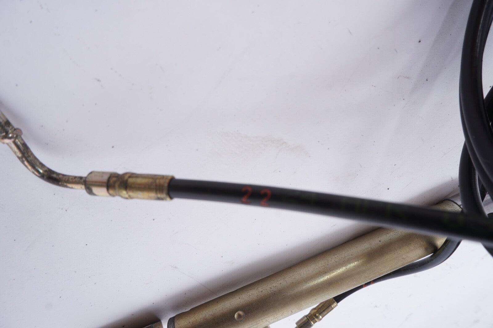 2003-2008 MERCEDES SL500 CONVERTIBLE ROOF HYDRAULIC CYLINDER SHOCK LINE 22