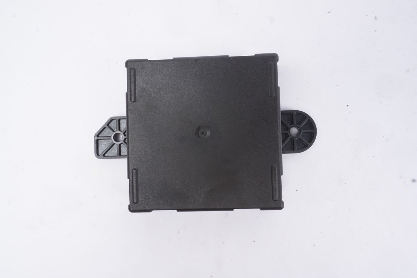 2014-2017 Maserati Ghibli Rear Left Driver Side Door Control Module 52851641AC 