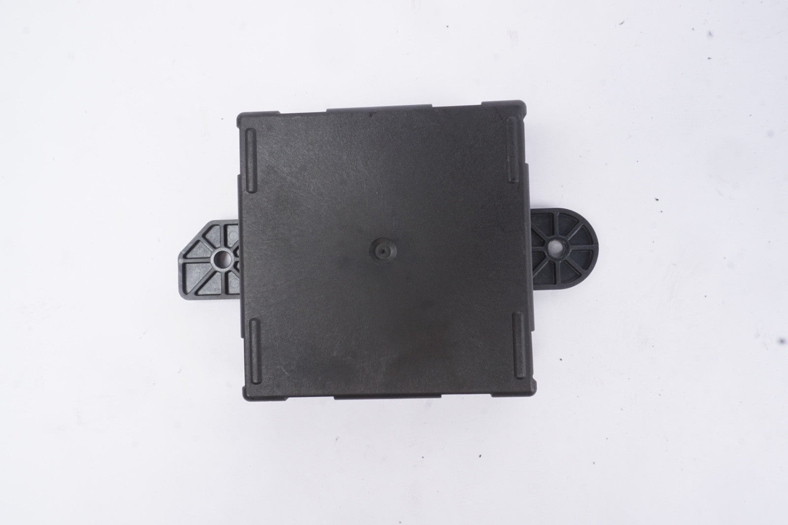 2014-2017 Maserati Ghibli Rear Left Driver Side Door Control Module 52851641AC 