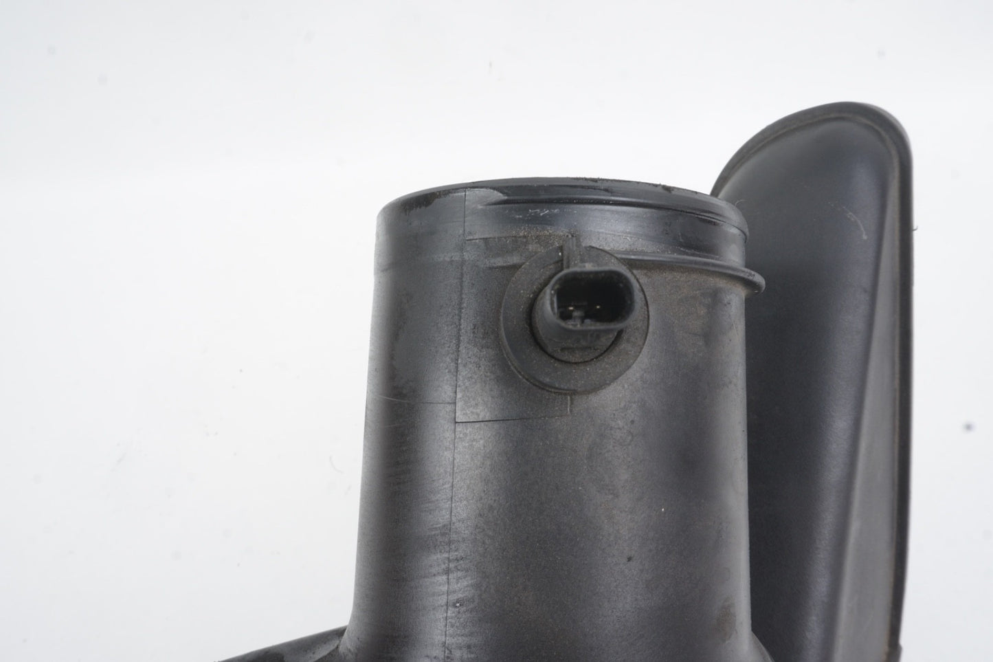 2012 - 2016 Mercedes E350 W212 Air Intake Housing Cleaner Box / A2760901301