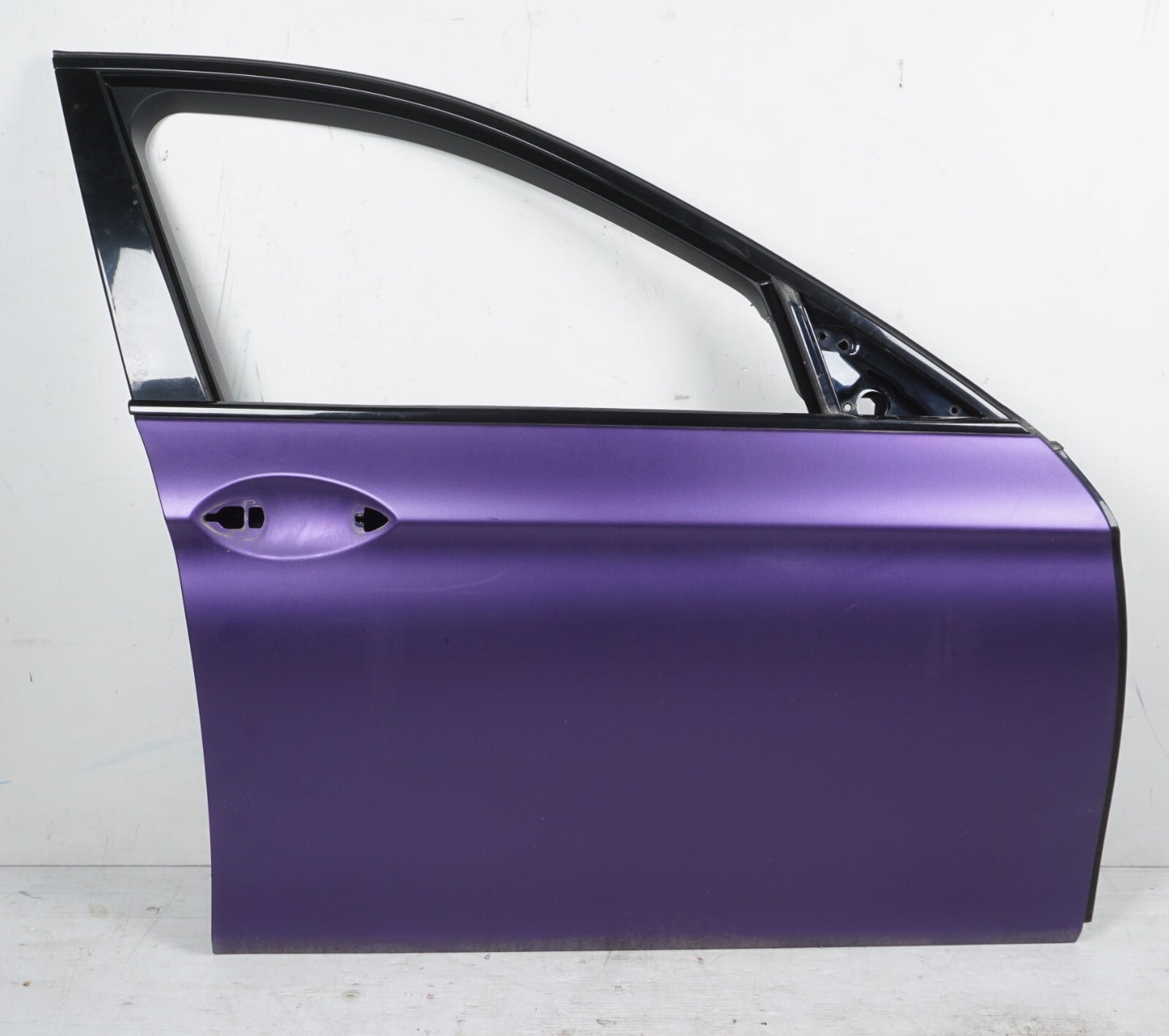 2011-2016 BMW 528i 535i 550i F10 Front Right Passenger Side Door Shell OEM