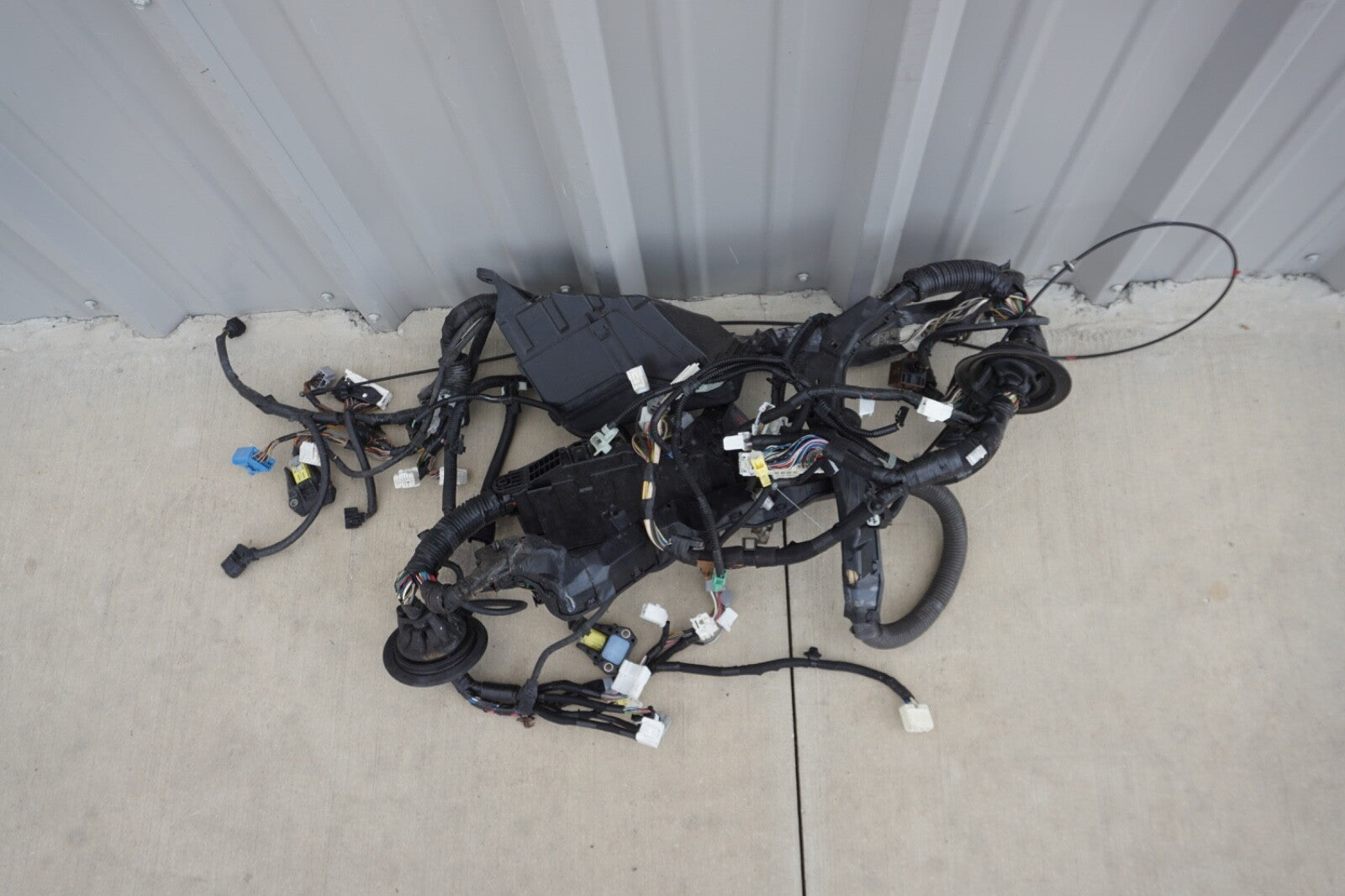 2018 - 2019 HONDA ODYSSEY ENGINE ROOM RIGHT SIDE WIRE WIRING HARNESS & FUSE BOX