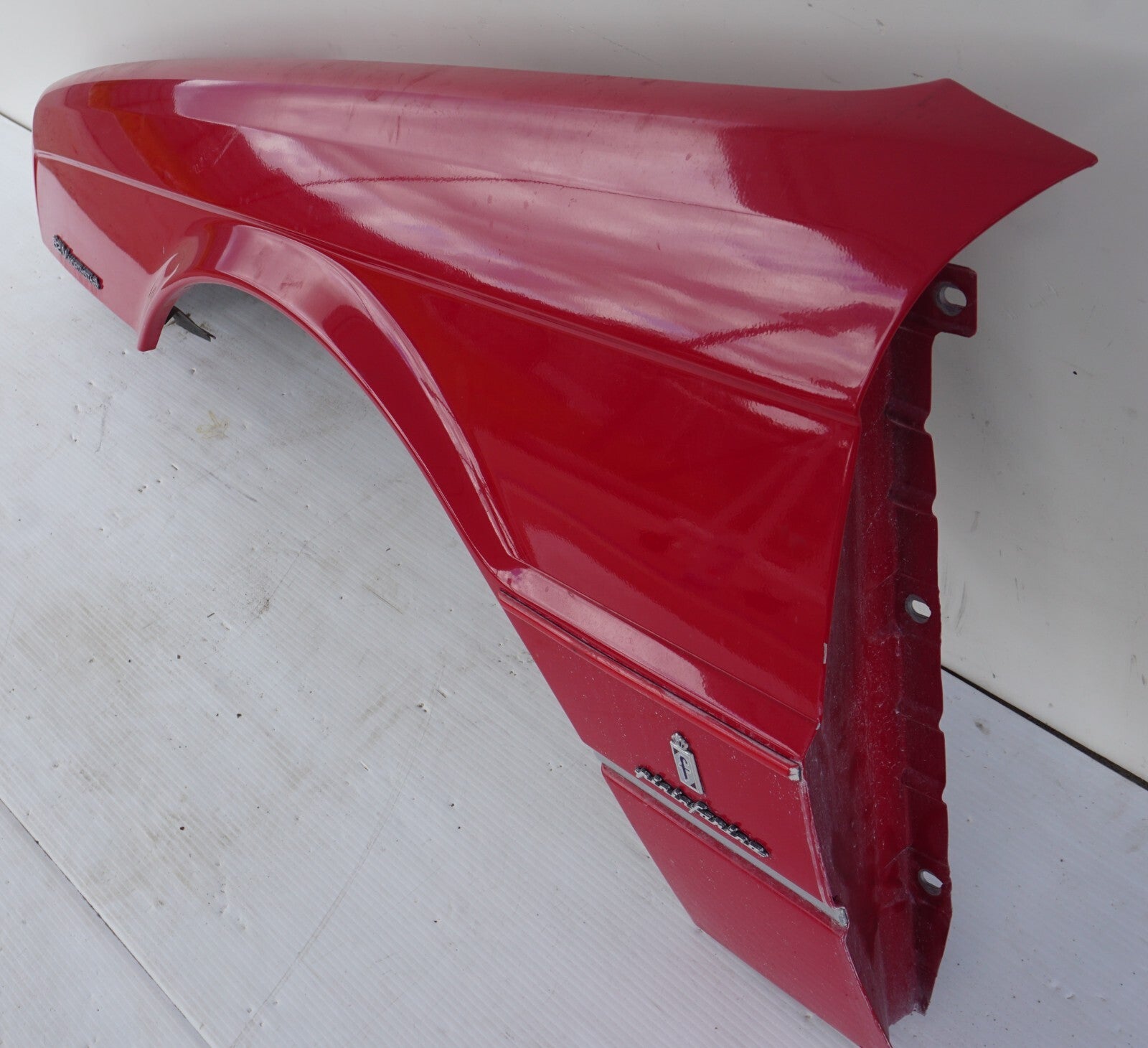 1987 - 1993 Cadillac Allante FRONT FENDER LEFT DRIVER SIDE OEM