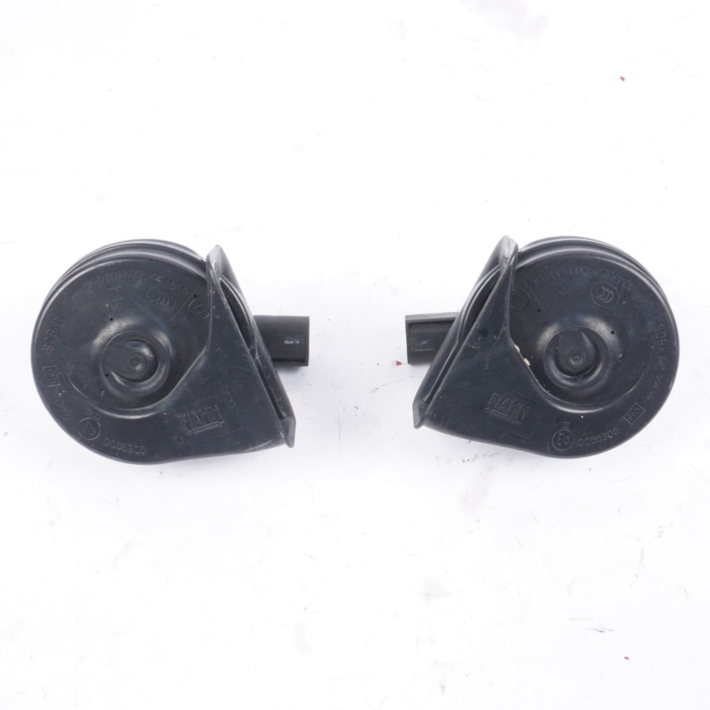 2010-2016 Mercedes-Benz E350 Sport 4MATIC High and Low Note Horn w/ Bracket