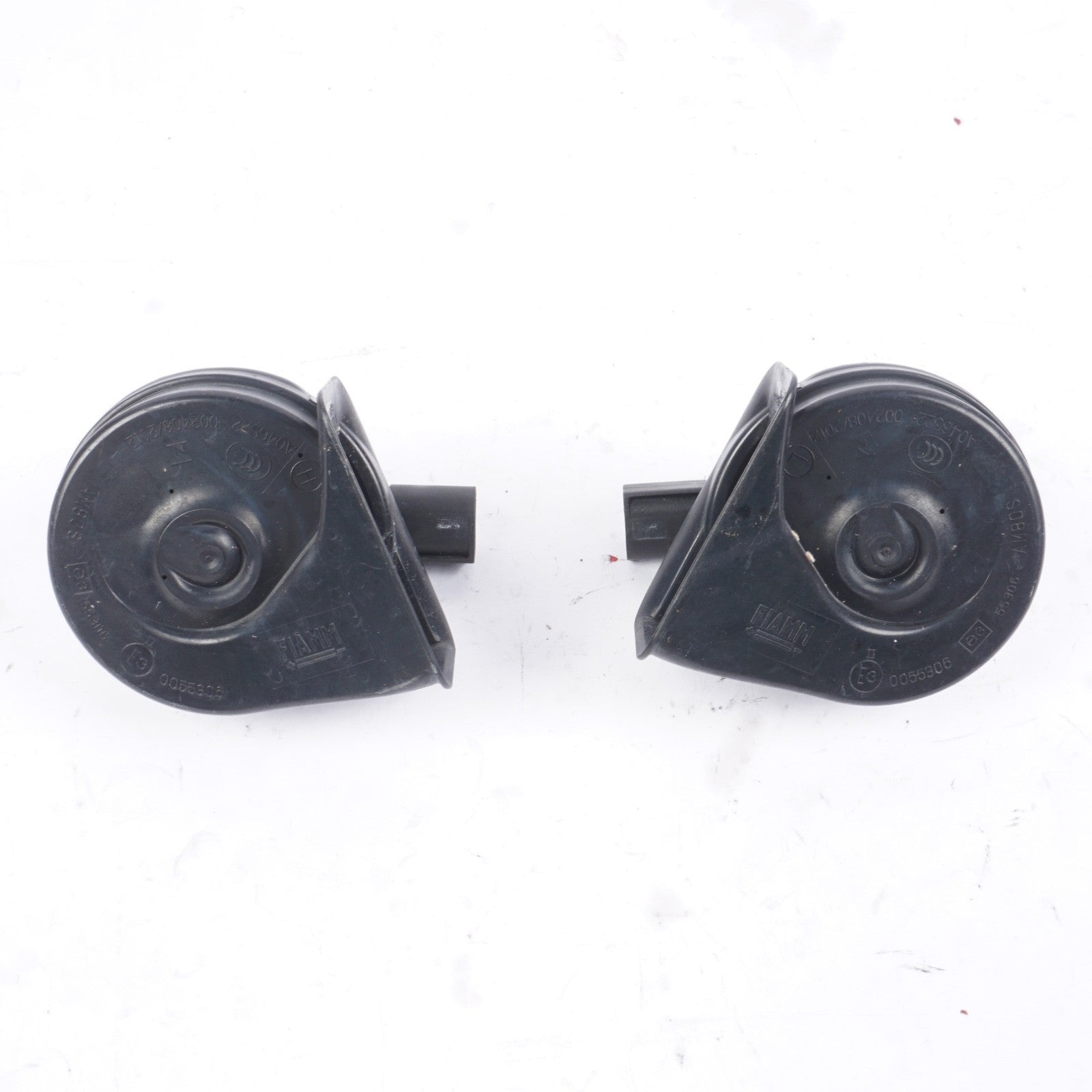 2010-2016 Mercedes-Benz E350 Sport 4MATIC High and Low Note Horn w/ Bracket