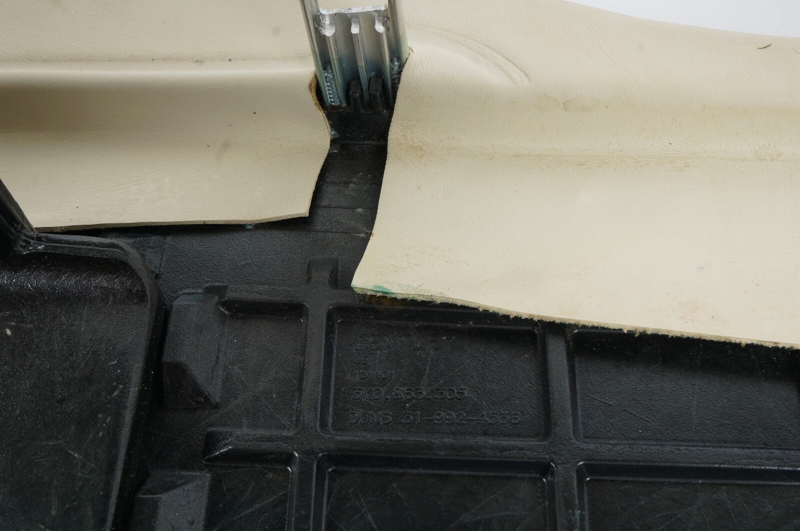 2010 - 2020 Bentley Mulsanne Front Center Console Frame Support