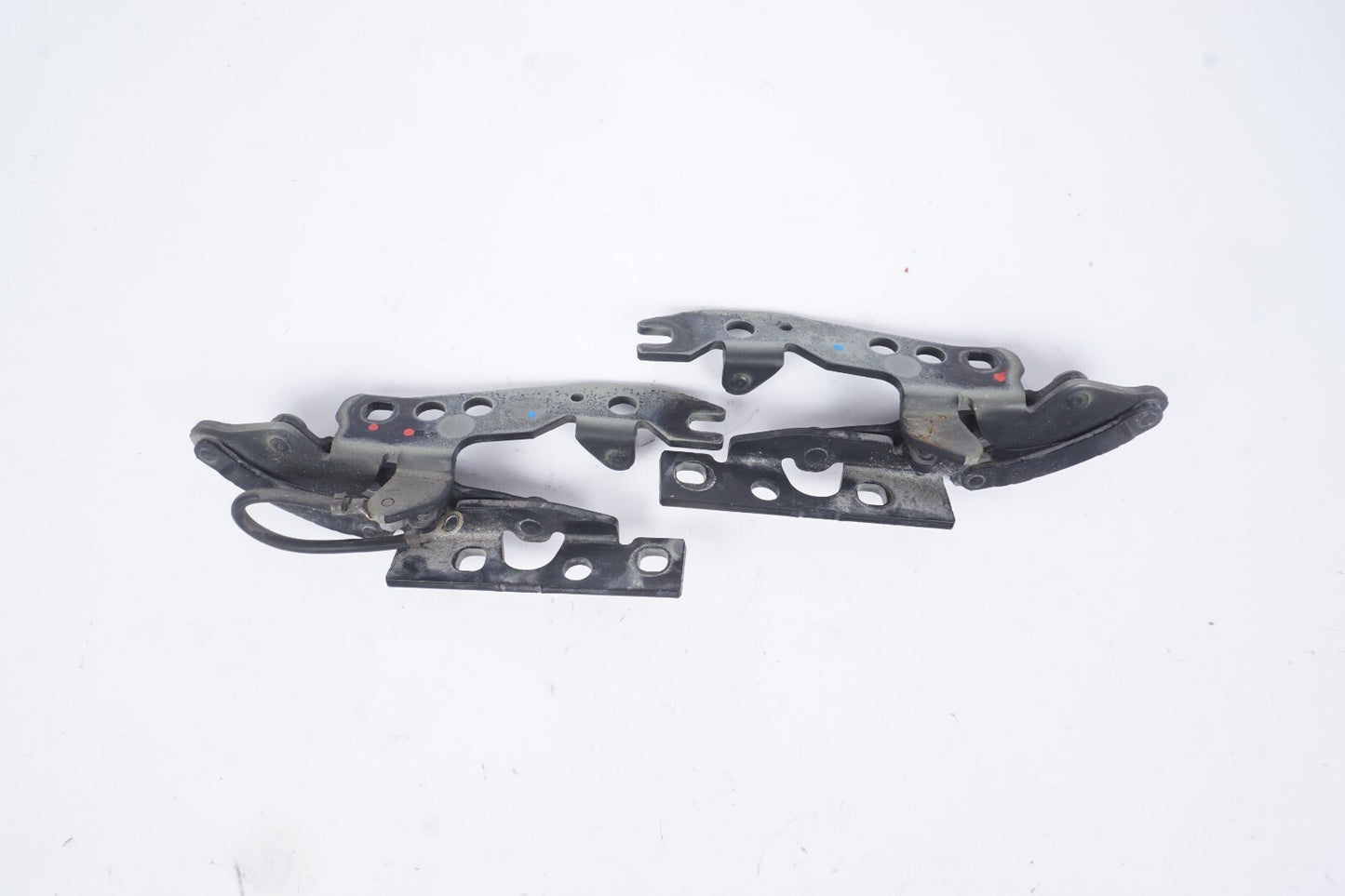 2004 - 2010  BMW 650i E63 E64 Hood Bonnet Hinge Left & Right OEM