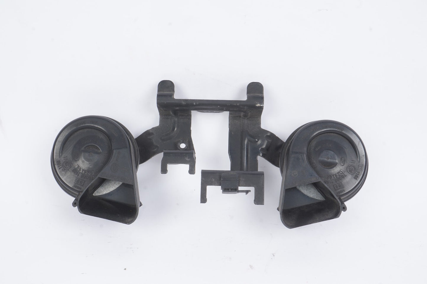 2011 -2018 Audi A8L A8 Horn Signal High & Low OEM