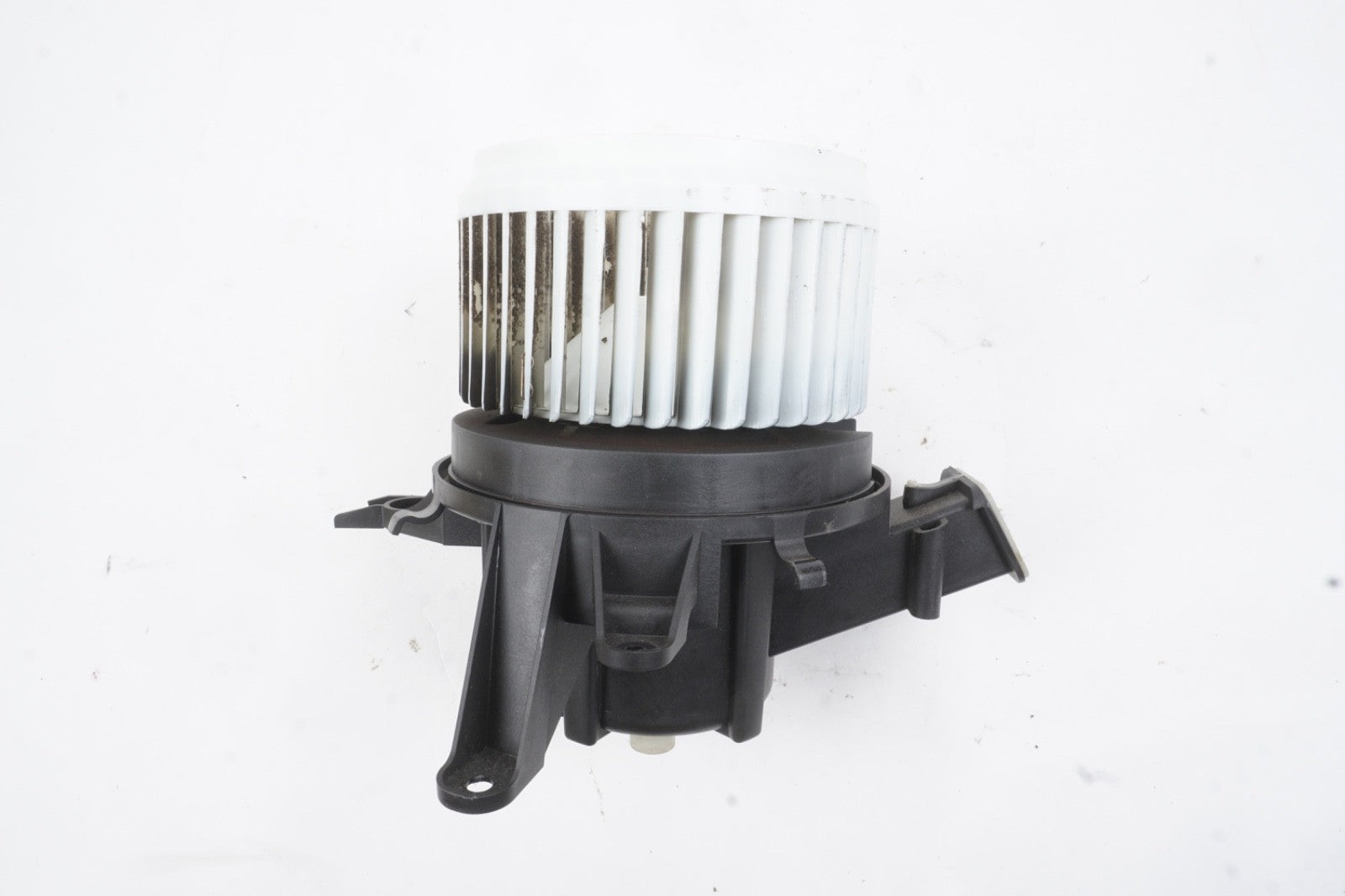 2015 - 2022 Jeep Renegade Heater AC Blower Motor Assembly OEM