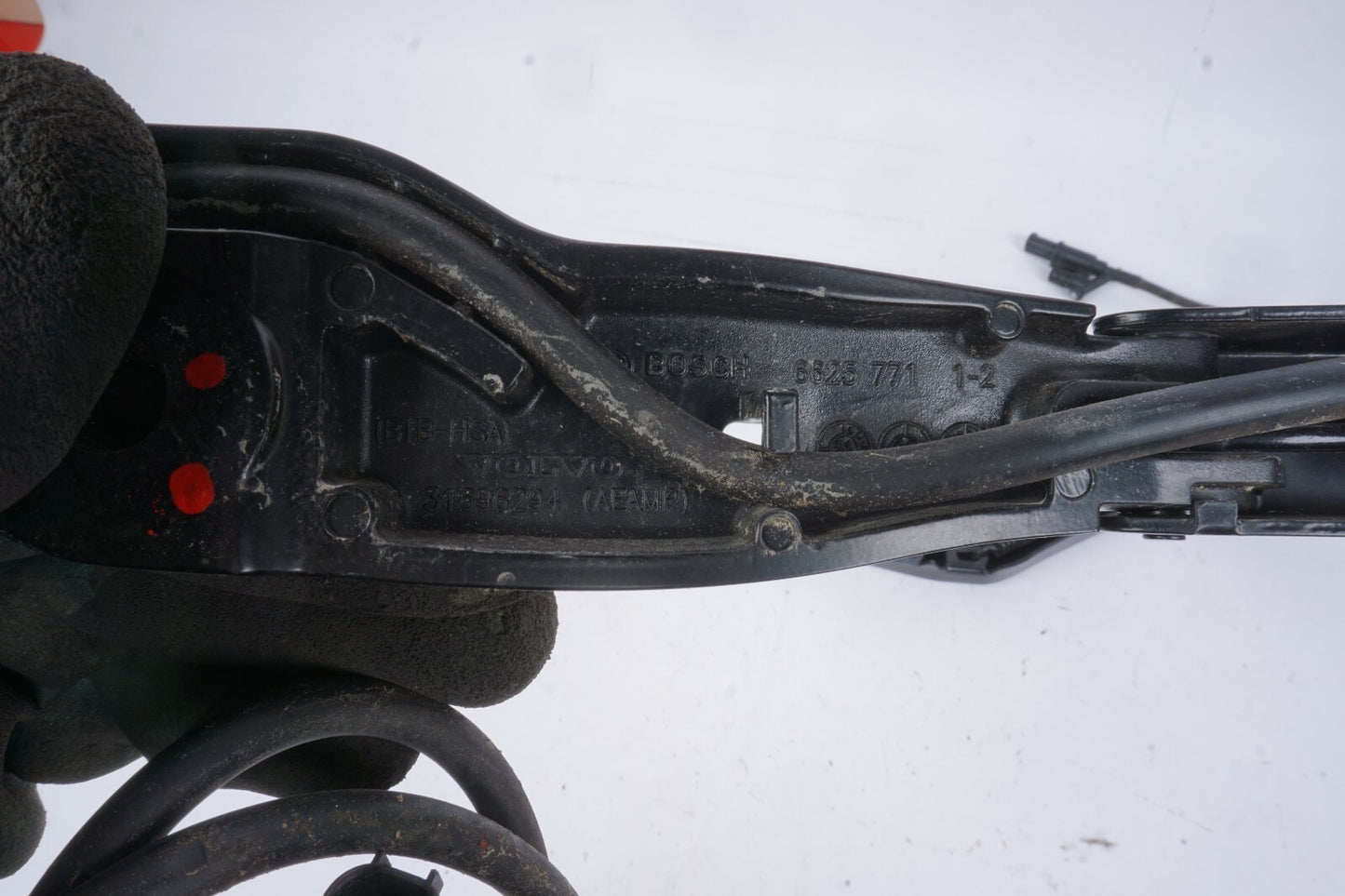 2021 - 2023 Polestar 2 Windshield Wiper Arm Left & Right OEM
