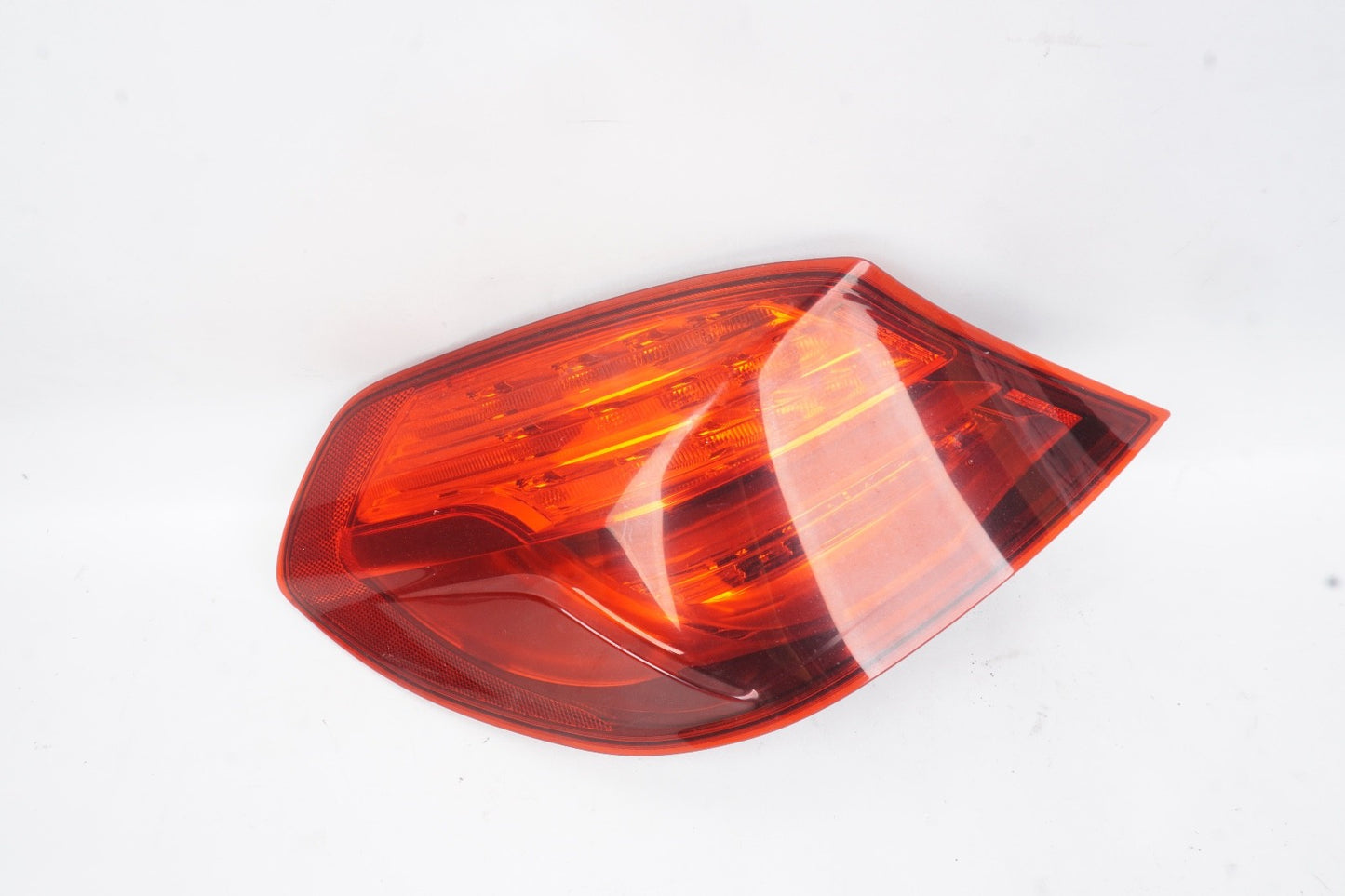 2013 - 2019 BMW F06 F13 650i 640i M6 LEFT DRIVER REAR OUTER TAILLIGHT LAMP OEM