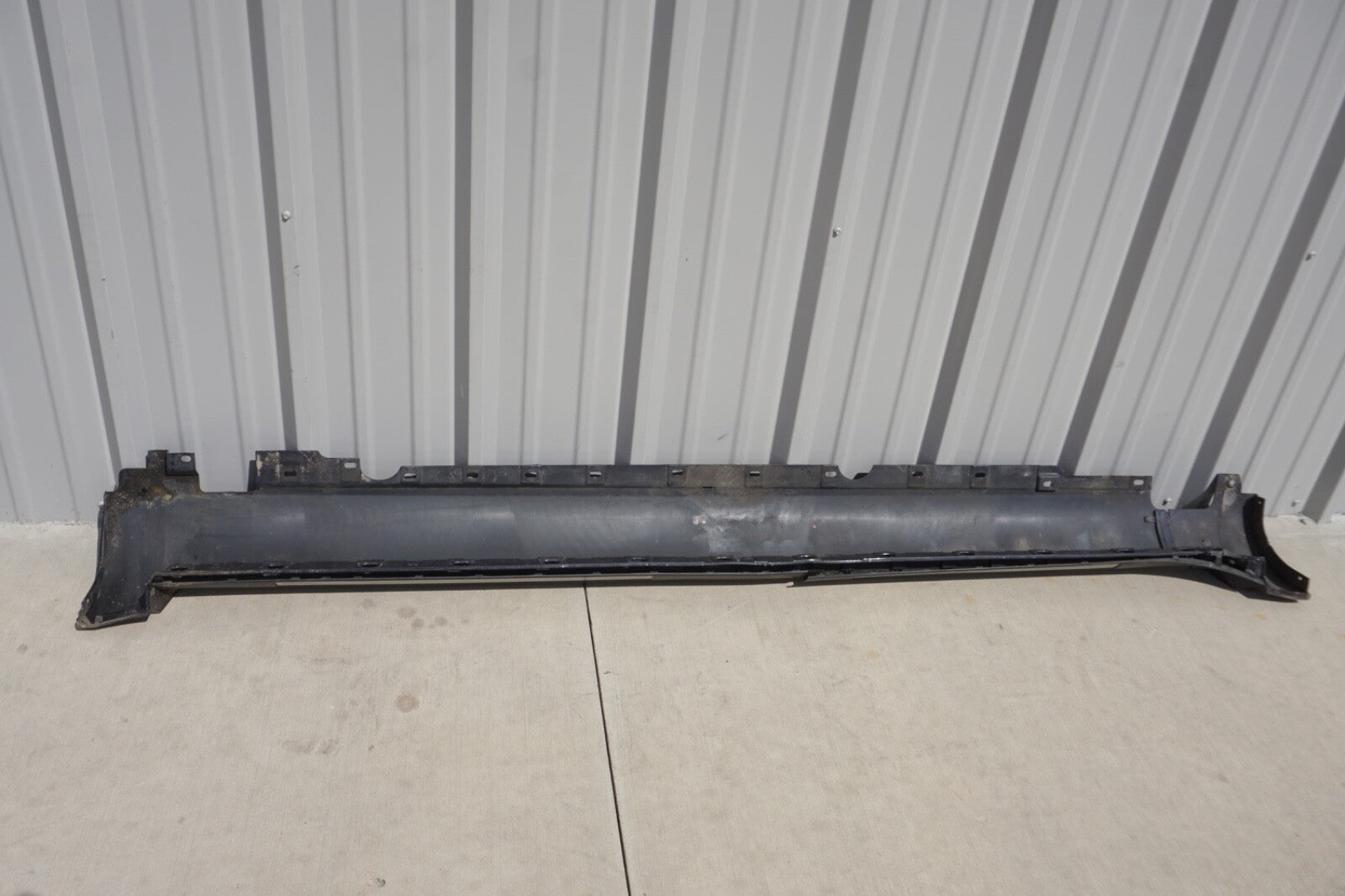 2004 - 2010 Audi A8l D3 Rocker Skirt Panel Molding Driver Left 4E4853859d Oem