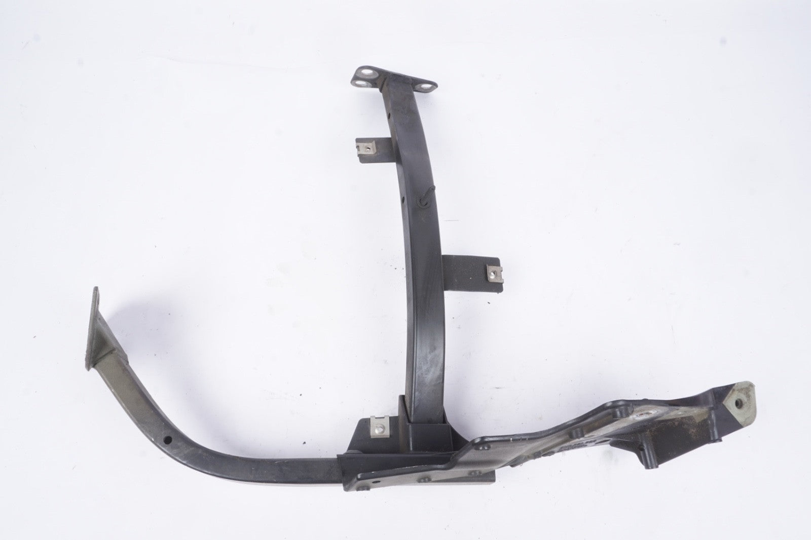 11-18 AUDI A8 S8 PASSENGER RIGHT FRONT FENDER BUMPER BRACKET SUPPORT BRACE