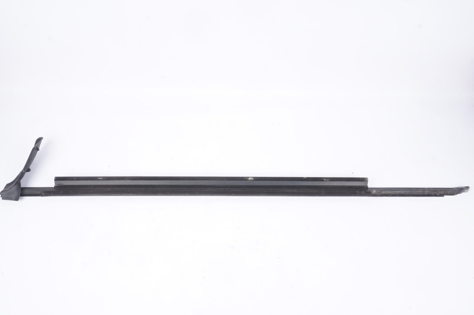 2011-2018 AUDI A8L QUATTRO FRONT PASSENGER SIDE DOOR WINDOW BELT MOLDING OEM