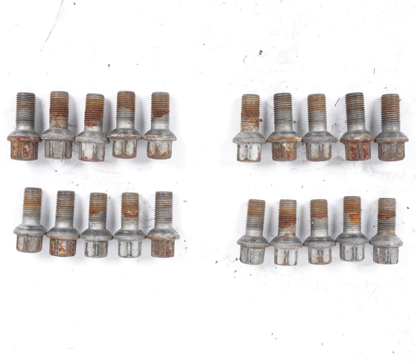 08-14 Mercedes W204 C250 C300 Wheel Lug Bolt SET Of 20 OEM