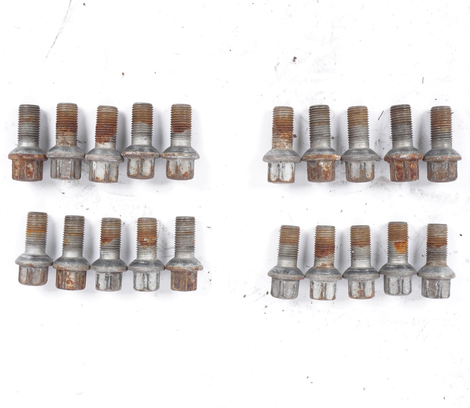 08-14 Mercedes W204 C250 C300 Wheel Lug Bolt SET Of 20 OEM