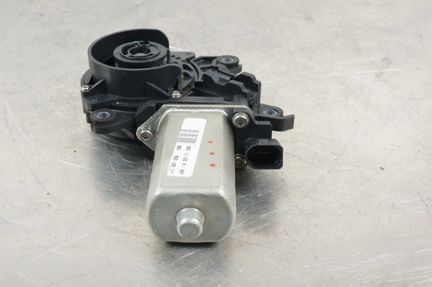 2011-2018 AUDI A6 A7 A8 A8L - FRONT / REAR LEFT SIDE DOOR CLOSE ASSIST MOTOR OEM