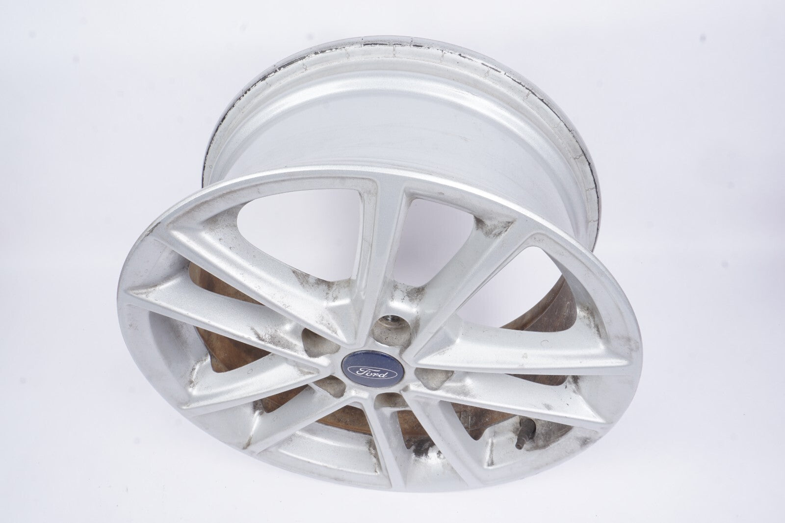 2015 - 2018 FORD FOCUS Alloy Wheel Rim 16x7J OEM