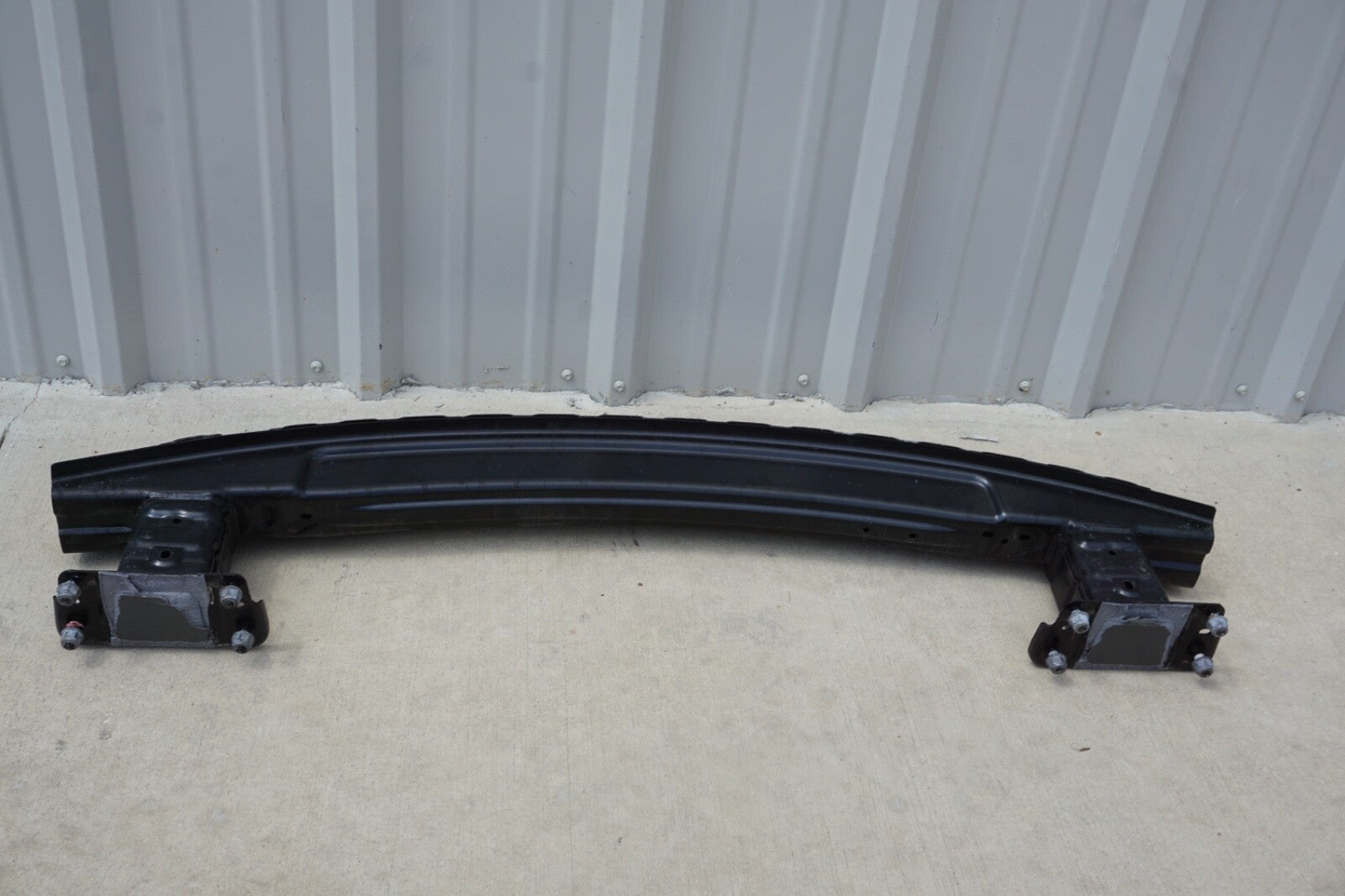 2015-2020 MERCEDES GLA250 X156 REAR BUMPER REINFORCEMENT BAR BEAM REBAR OEM