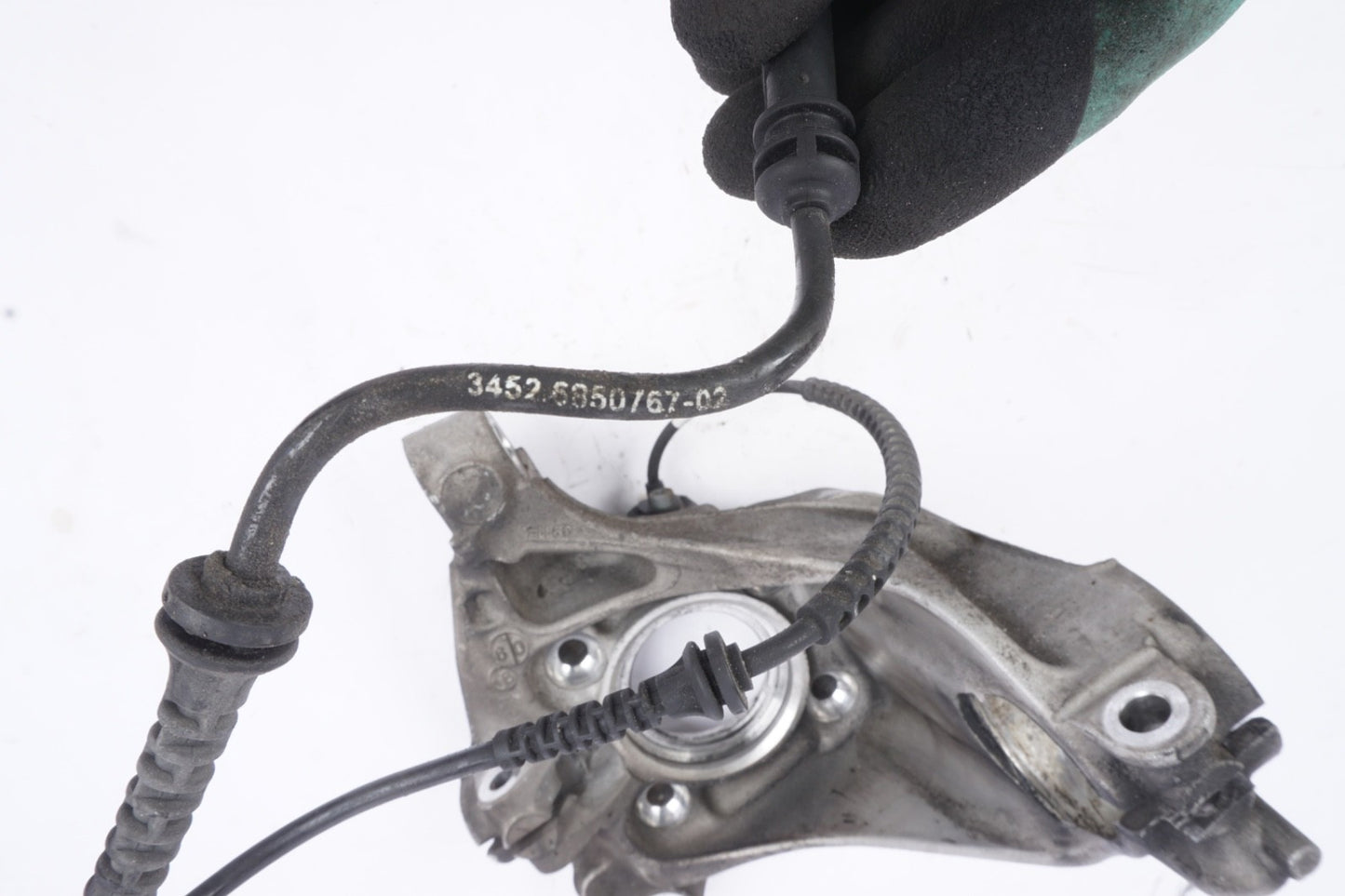 2018 - 2023 BMW X2 - Front LEFT Spindle Knuckle 6876853
