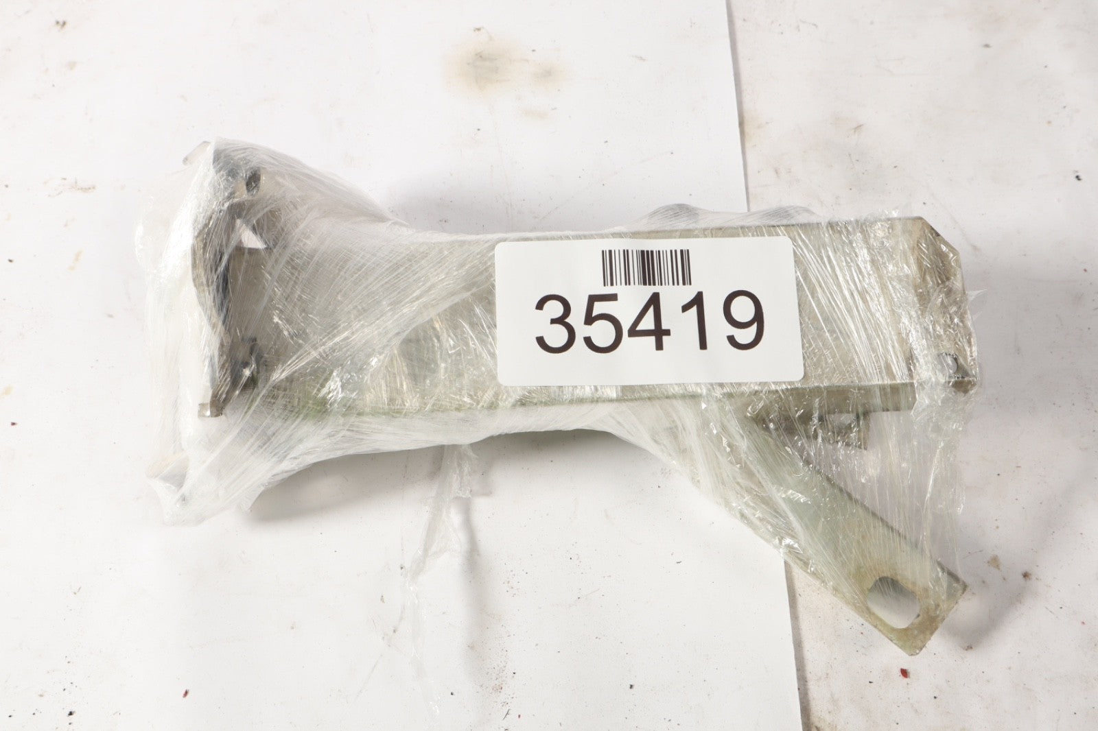 2011-2016 BMW 535 550 GT - Front LEFT Bumper Crash BAR Bracket 7158873 OEM