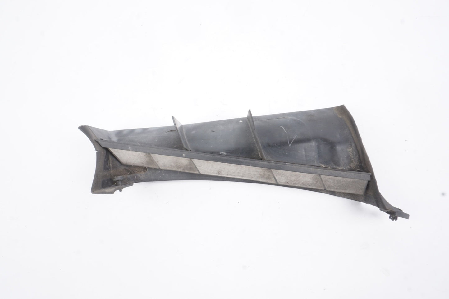 2005 - 2011 Audi A6 Quattro Air Intake Duct Pipe Molding OEM