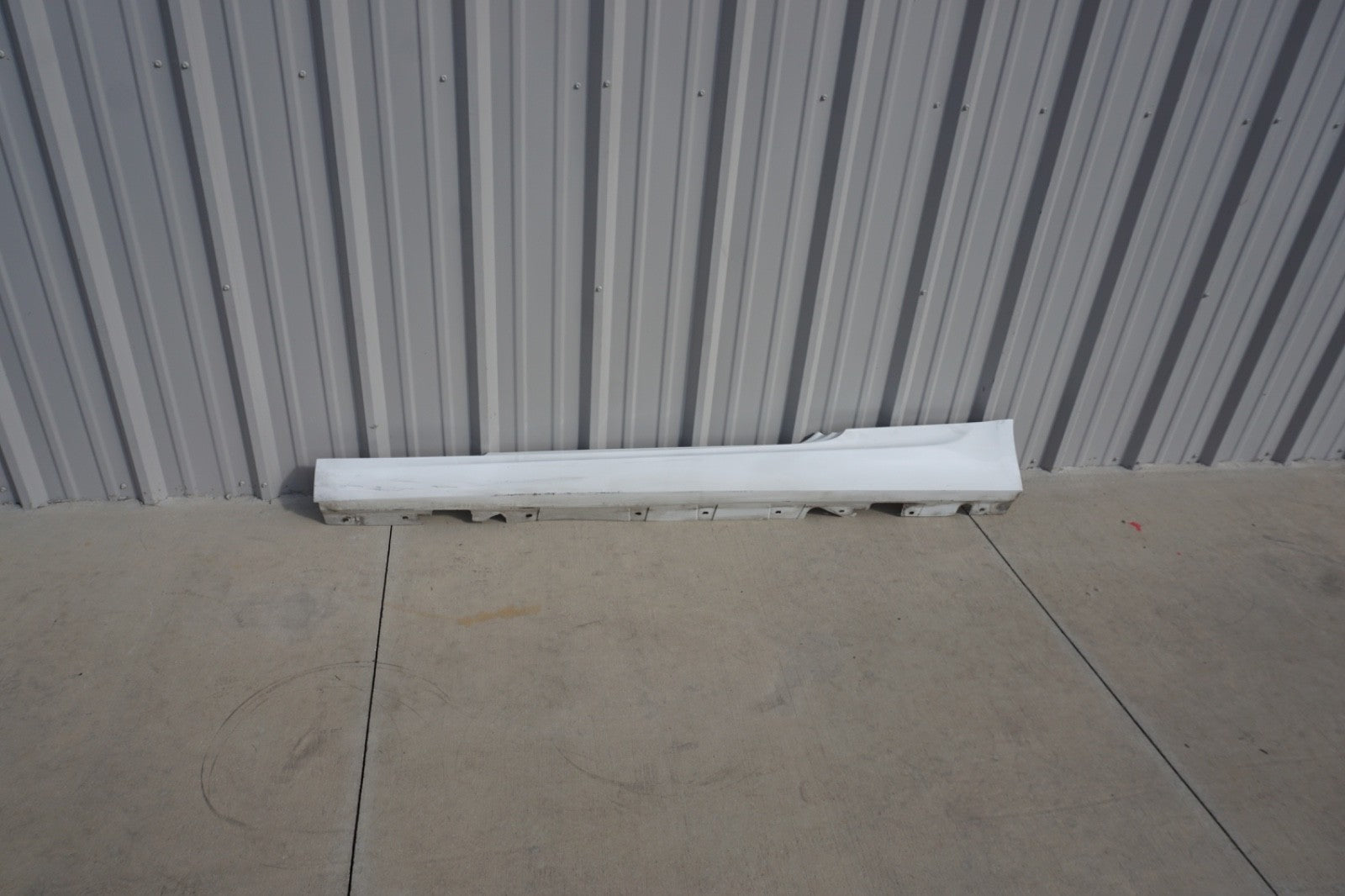 07 - 13 BMW 328i 335i Convertible Coupe Left Rocker Panel Skirt Molding OEM